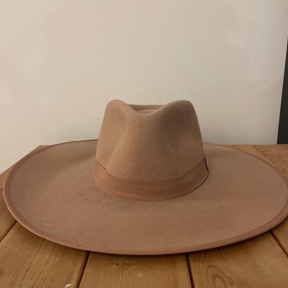 Free People 100% wool hat - Picture 2 of 4